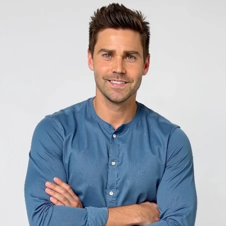Justin Kahut Headshot